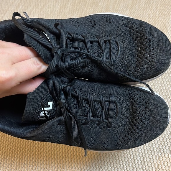 APL Techloom Pro Black White Athletic Sneakers size 8.5 - Picture 10 of 10
